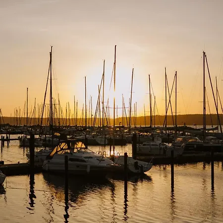 Urlaub An Der Flensburger Foerde Mit Sauna & Schoenem Ambiente Bed & Breakfast